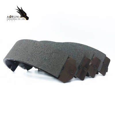 Má phanh ô tô Má phanh 04495-Ok120 Chất lượng cao